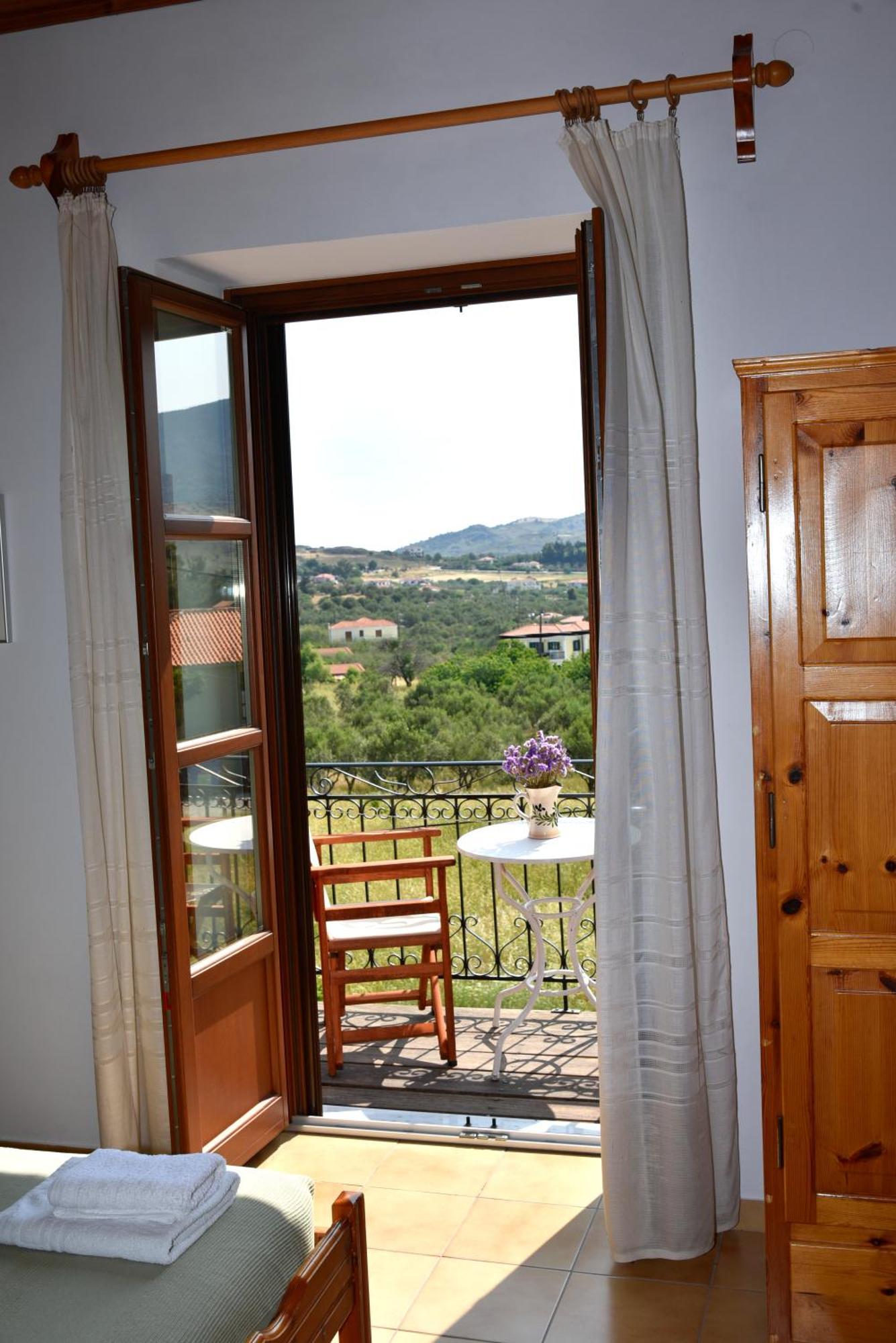 Evanthia Toroz Rooms & Studios Mithimna Buitenkant foto