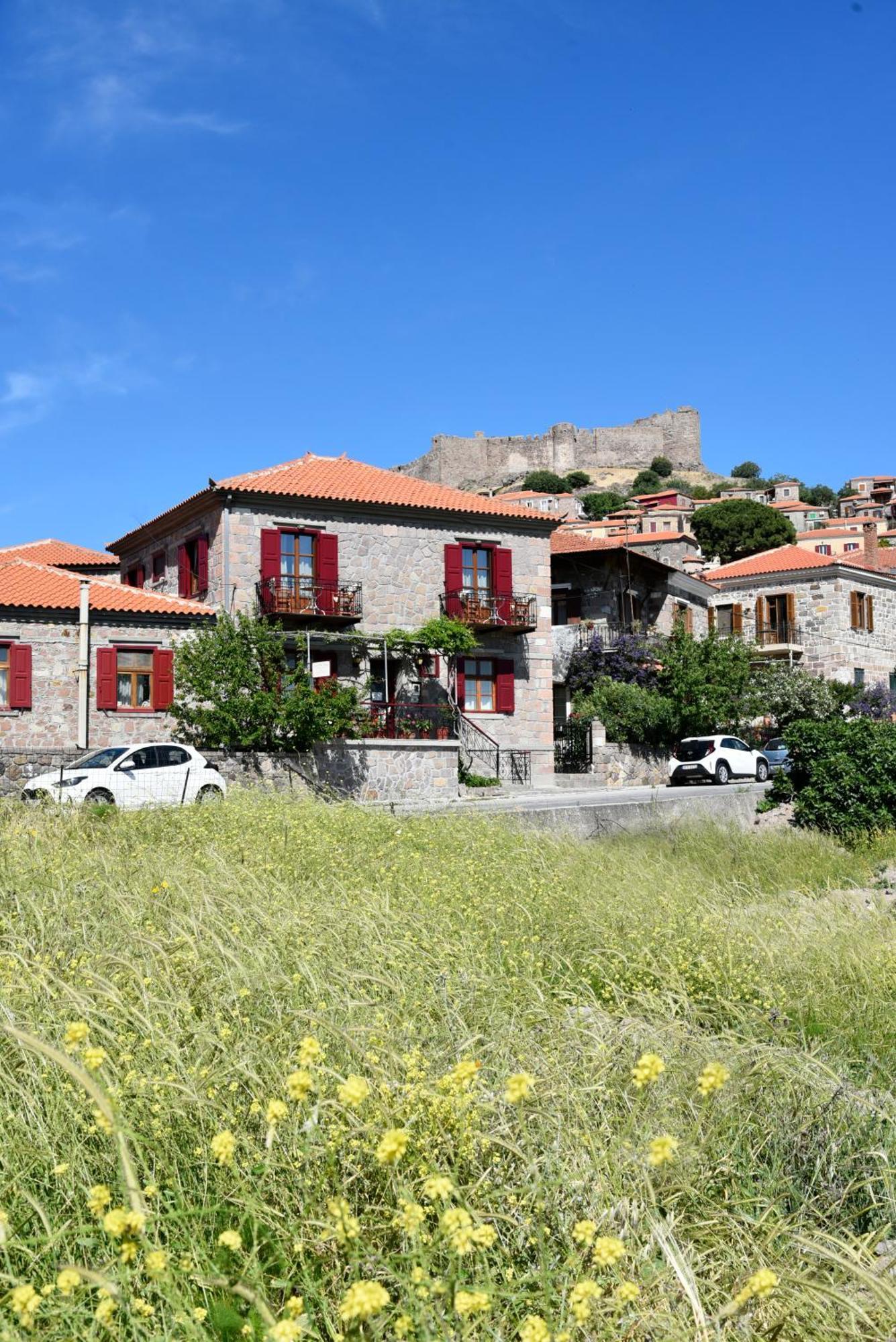 Evanthia Toroz Rooms & Studios Mithimna Buitenkant foto